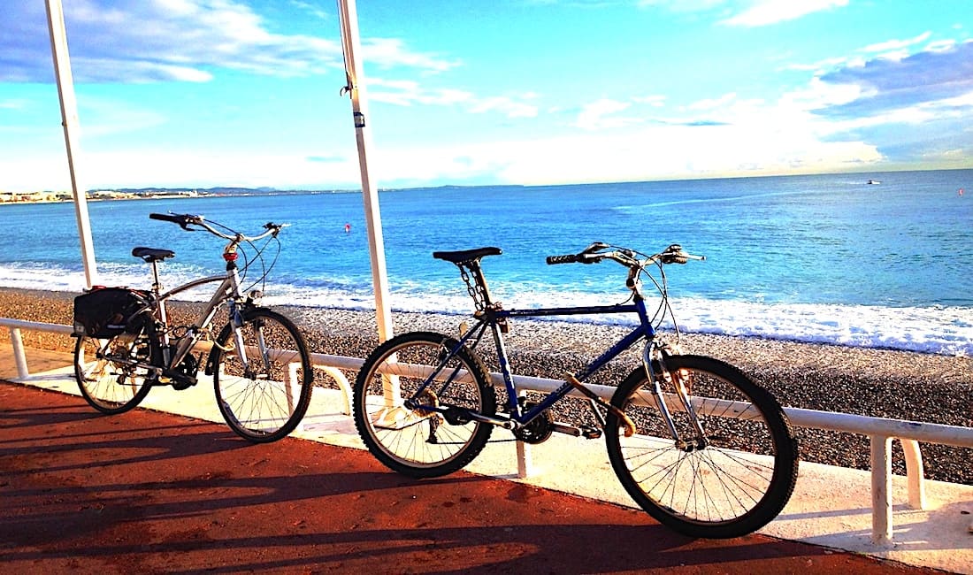 Полезный свежий воздух – главное преимущество велосипедных прогулок у моря
