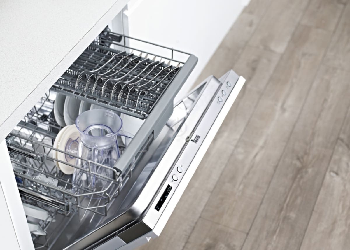 При выборе посудомоечной машины важно учесть как технологические, так и эстетические моменты